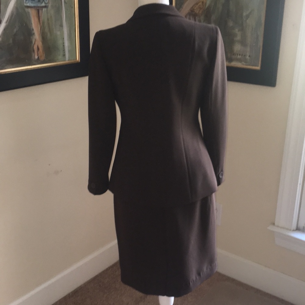 suit set - Picture 4 of 4